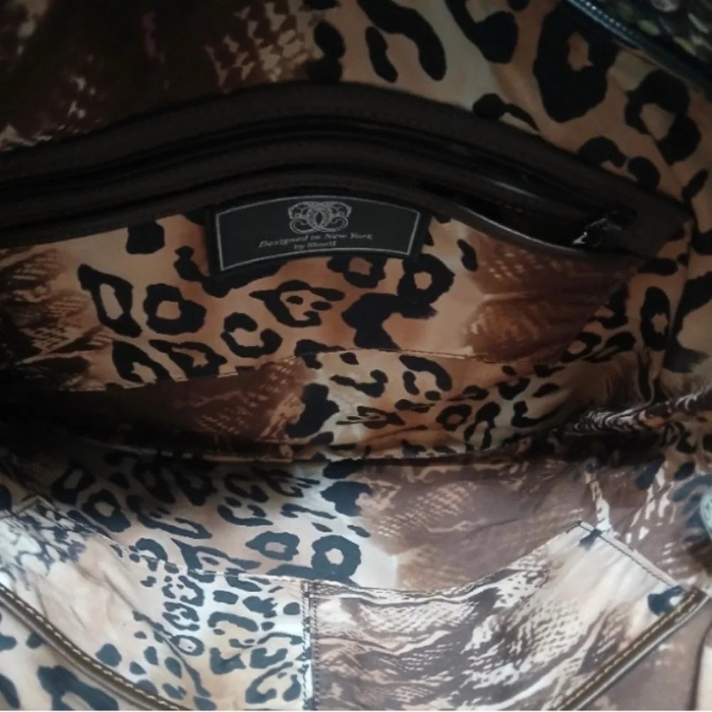 Sharif Skakeskin / Croc Embossed Tote Bag with Black Fur Trim